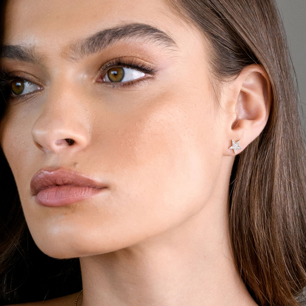 Leo Personalized Lava Bracelet for Men in 18K Gold Vermeil-1 Leo Personalized Lava Bracelet for Men in 18K Gold Vermeil-1 product photo