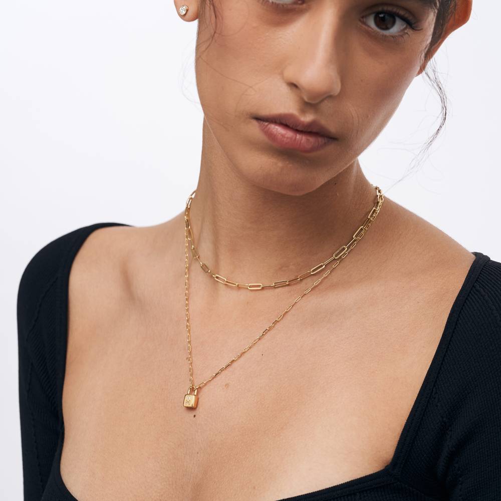 0.05 C.T T.W. Diamond and ds1 1/3 C.T T.G.W. Lab-grown White Sapphire 3-Stone Ring in 10K White Golds-1 product photo