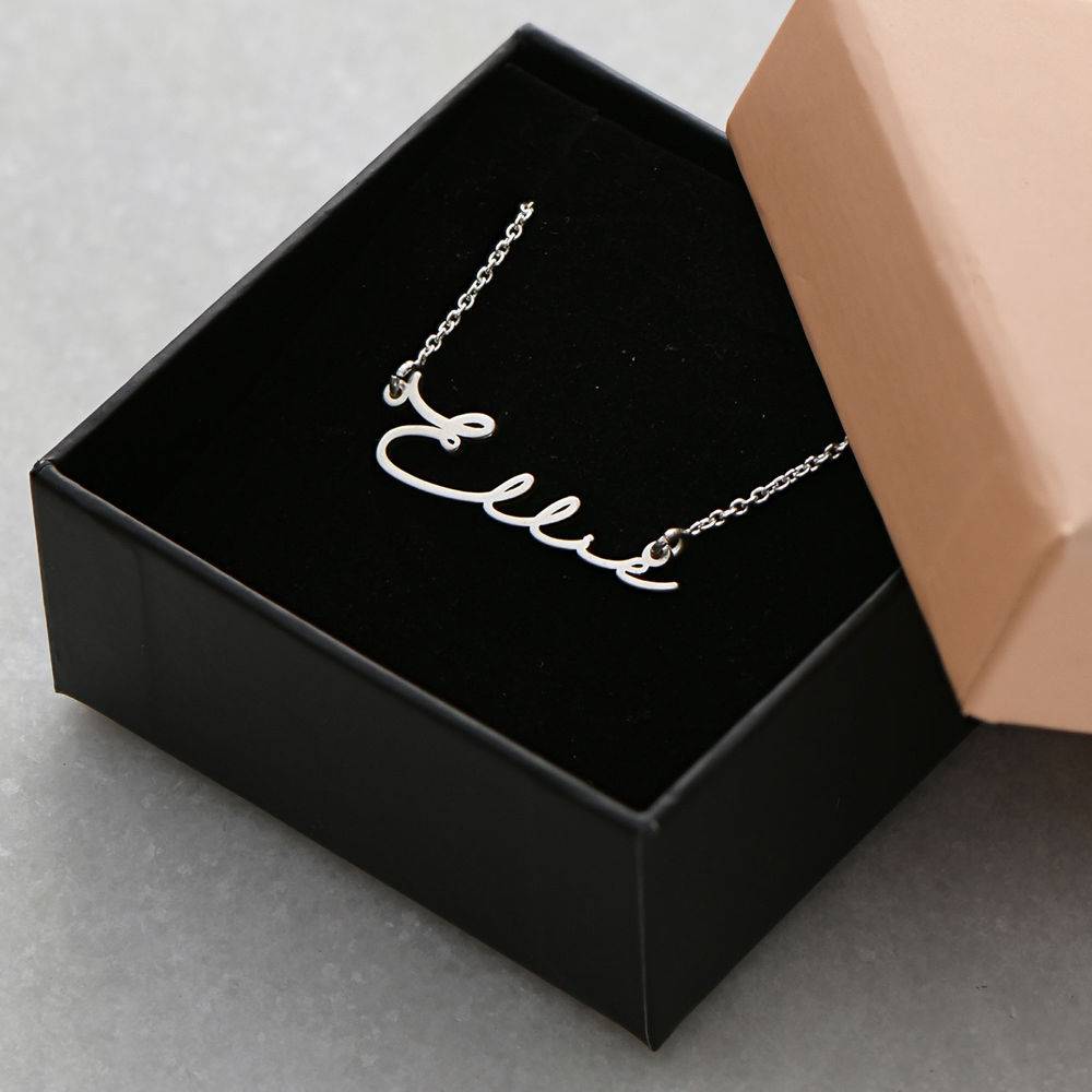 Infinity Style Name Necklace in 18K Gold Vermeil-1 product photo
